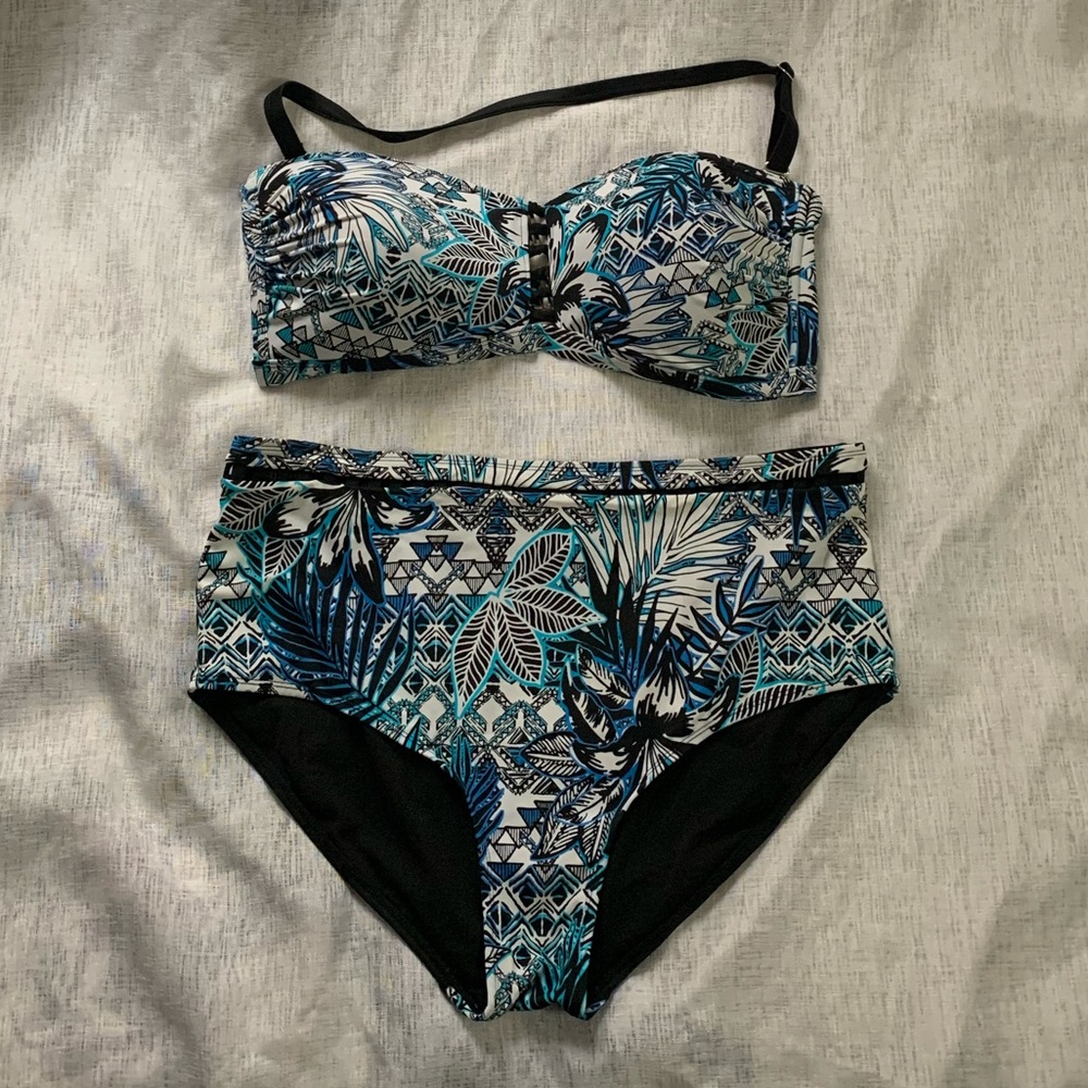 Swimsuits For All tropical print bikini size 16/18